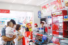 The rate of opening convenience stores and mini supermarkets in Vietnam has increased by up to 200% per year. (Photo: vnbusiness.vn)