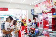 The rate of opening convenience stores and mini supermarkets in Vietnam has increased by up to 200% per year. (Photo: vnbusiness.vn)