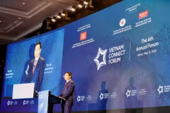 Deputy Prime Minister Nguyen Van Thang speaks at the forum. (Photo: vneconomy.vn)