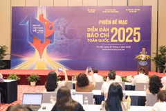 Chairman of the Vietnamese Journalists’ Association Le Quoc Minh speaks at the closing ceremony of the second National Press Forum (Photo: VNA)