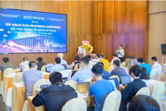 Participants in the ASEAN Plus Photonics Symposium in Gia Lai province on April 8 (Photo: baogialai.com.vn/)