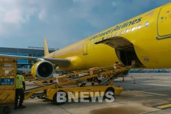 Vietravel Airlines has launched a programme to provide free transport of relief goods to central localities affected by recent natural disasters. (Photo: VNA)