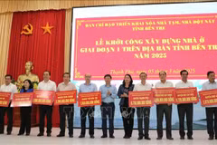At the launching ceremony (Photo: VNA)