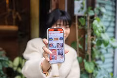 Data from Metric - Data Science JSC show Vietnam’s e-commerce market maintained double-digit growth in 2025. - Illustrative image (Photo: thoibaotaichinh.vn)