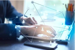 To turn potential into reality, Vietnam needs to meet investors’ increasing expectations regarding the legal environment, infrastructure and service quality. (Photo: VietnamPlus)