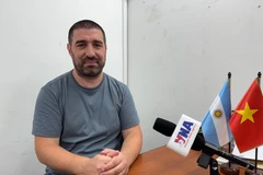 Argentine journalist Gaston Fiorda (Photo: VNA)
