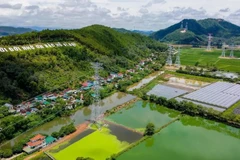 The Quang Trach-Pho Noi 500kV circuit-3 power transmission line, completed in September 2024, ensures a stable power supply for the northern region and contributes to its economic development. (Photo: VNA)