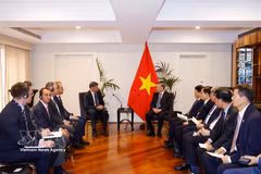 Top Vietnamese leader meets head of Australia's Liberal - National Coalition