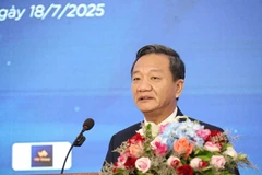 Vietnamese Ambassador to Laos Nguyen Minh Tam addresses the seminar (Photo: VNA)