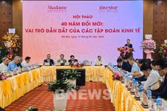 At the seminar discussing guiding role of economic groups after 40 years of renewal. (Photo: VNA)