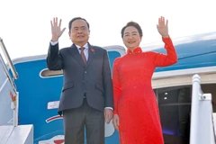 National Assembly Chairman Tran Thanh Man and his spouse leave Geneva to return Vietnam. (Photo: VNA)