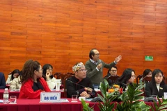 A representative of the Dien Bien Farmtrip 2025 Group shares views at the conference. (Photo: VietnamPlus)