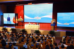 The plenary session of the 33rd Diplomatic Conference on August 4 (Photo: VNA)