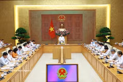 An overview of Prime Minister Le Minh Hung's working session with the Ministry of Finance on April 29 (Photo: VNA)