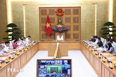 Deputy Prime Minister Tran Hong Ha chairs the 19th meeting of the National Steering Committee for Combating IUU Fishing on October 28. (Photo: VNA)