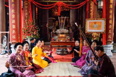 A traditional art performance at Bach Ma temple in Hanoi (Photo: VNA)