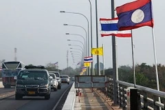 Thailand, Laos strengthen border connections