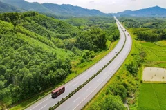 The Vietnam Expressway Development and Investment Corporation (VEC) plans to expand the Noi Bai - Lao Cai Expressway’s Yen Bai - Lao Cai section, with construction expected to begin in the fourth quarter of this year. (Photo: VietnamPlus)