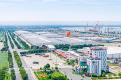 The Green Port and Smart Port initiatives are being implemented at Long An International Port. (Photo: VNA)
