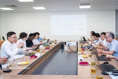 An overview of the kick-off meeting for the “Sustainable Management of Substances Controlled by the Montreal Protocol” project (Photo: VNA)