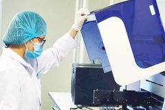 Research on ancient human genes at the Vietnam Academy of Science and Technology (Photo: nhandan.vn)