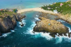 A view of Bai Doi, Yen Island. (Source: Screenshot from the tourism promotion video “Nha Trang - Khanh Hoa: Touching Your Heart!”)