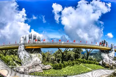 The Golden Bridge at Ba Na Hills, Da Nang, is a popular tourist attraction for both domestic and international visitors. (Photo: VNA)