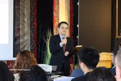 Dang Hoang Linh, Minister-Counsellor of the Vietnamese Embassy in Germany, speaks at the event. (Photo: VNA)