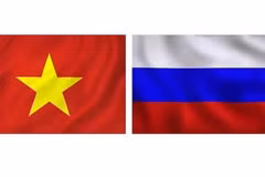 Leaders extend congratulations on Russia Day