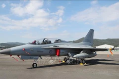 A Korean FA-50 fighter jet on display at Seoul ADEX 2021. (Photo: YONHAP/VNA)