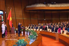 Party General Secretary To Lam takes the oath of office as President of the Socialist Republic of Vietnam. (Photo: VNA)