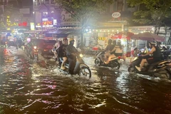 A flooded street in Vinh Hoi ward, HCM City, after heavy rain on November 8 night. (Photo: VNA)