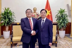Deputy Minister of Foreign Affairs Ngo Le Van receives a delegation from the Foreign Policy Advisory Committee under the Chinese Ministry of Foreign Affairs. (Source: baoquocte.vn)