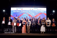 The Vinachem delegation and partners at the Vietnam – Philippines Business Forum in Manila on June 1. (Photo: VNA)