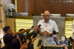  Indonesia replaces free school meal programme chief after food poisoning scandals