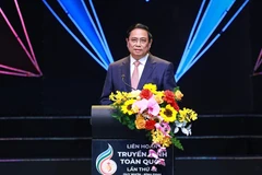 Prime Minister Pham Minh Chinh speaks at the closing ceremony of 42nd National Television Festival (Photo: VNA)