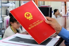A land use rights certificate. (Photo: cafebiz.vn)