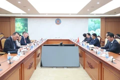 The meeting between Minister of Finance Nguyen Van Thang and President of Moody’s Ratings Michael West (Photo: tapchikinhtetaichinh.vn)
