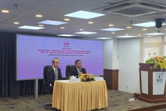 Pham Dut Diem, Director of Ho Chi Minh City Department of External Relations (right) and Japanese Consul General in Ho Chi Minh City Ono Masuo at the press conference on February 27 (Photo: tcdulichtphcm.vn) 