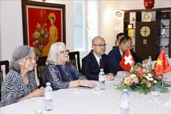Anjuska Marija Weil (second, left), President of the Switzerland–Vietnam Friendship Association. (Photo: VNA)