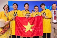 Four Vietnamese students win gold medals at the 57th International Chemistry Olympiad (IChO), held in Dubai, the United Arab Emirates (UAE), from July 5 to 14. (Photo published by VNA)