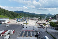 An overview of smart border gate pair of Huu Nghi (Vietnam) – Youyi Guan (China) (Photo: VNA)