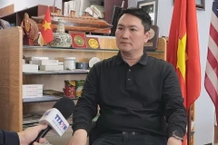 Nguyen Manh Hung, Director of the Vietnam Trade Promotion Office in New York grants an interview to the Vietnam News Agency. (Photo: VNA)