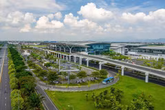 One of the most important reforms to date is the robust and far-reaching decentralisation and delegation of authority to local administrations. (Photo: VietnamPlus)