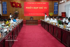 The Election Committee of the southern province of Tay Ninh convenes its fourth meeting on February 23. (Photo: VNA)