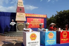 Truong Sa voters cast ballots in the election on March 15. (Photo: VNA)
