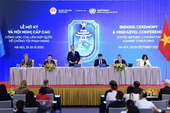 The international press conference announcing the outcomes of the signing ceremony of the Hanoi Convention. (Photo: VNA)