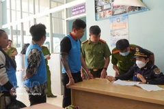 Illustrative image: Authorities strengthen control at the Dinh Ba International Border Gate to prevent illegal entry and exit. (Photo: VNA)