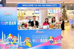A booth promoting Ho Chi Minh City's tourism is set up at Tan Son Nhat International Airport. (Photo: VNA)