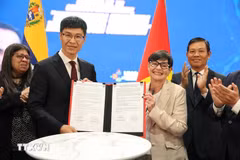 At the MoU signing ceremony (Photo: VNA)